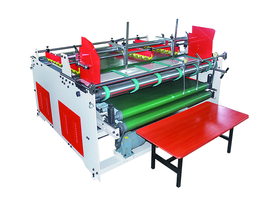 मैनुअल प्रेस टाइप सेमी ऑटो ग्लूअर मशीन