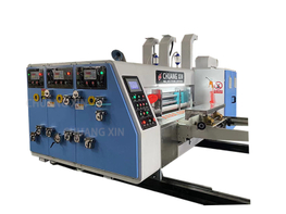 Kleine kartonnen doos drukmachine
