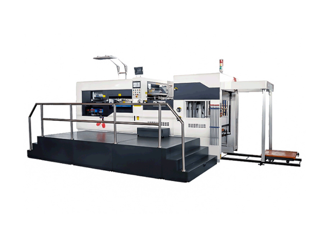 Автоматическая машина для плоской высечки